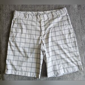 Nike Golf Men's White Plaid Shorts Size 38